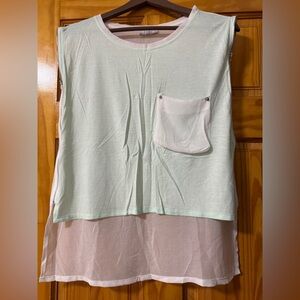 Tobi Light Green and White Layered Top, size Small